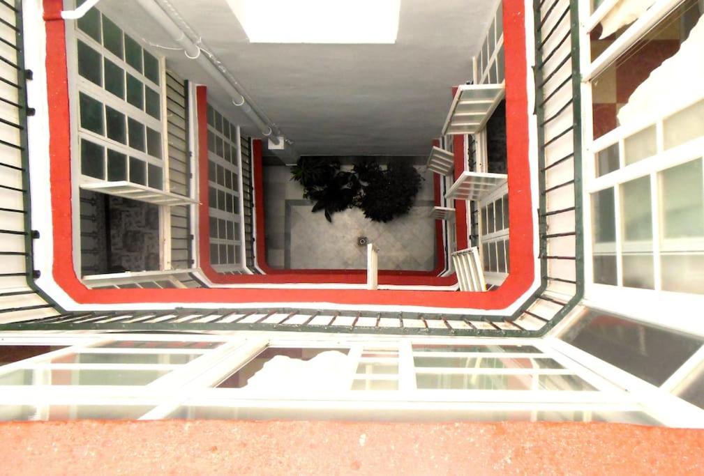 Habitaciones La Pepa Cádiz Eksteriør bilde